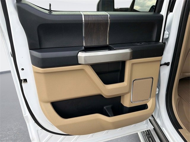 Used 2021 Ford F250 Lariat w/ Lariat Ultimate Package image 15