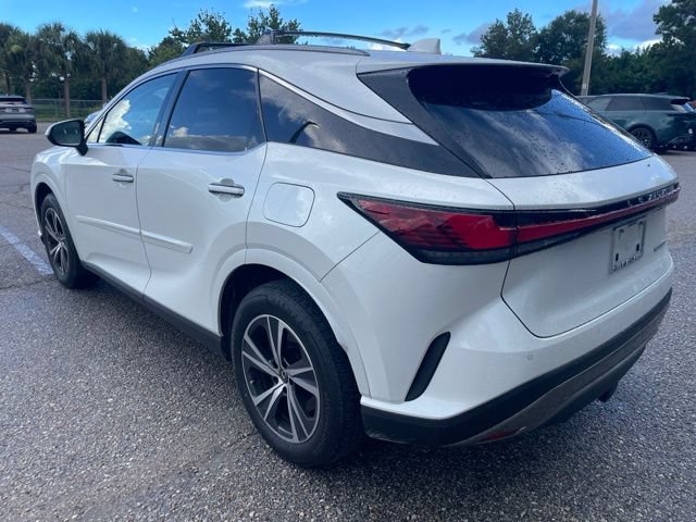 Used 2023 Lexus RX 350 Premium w/ Cold Area Package FWD image 4