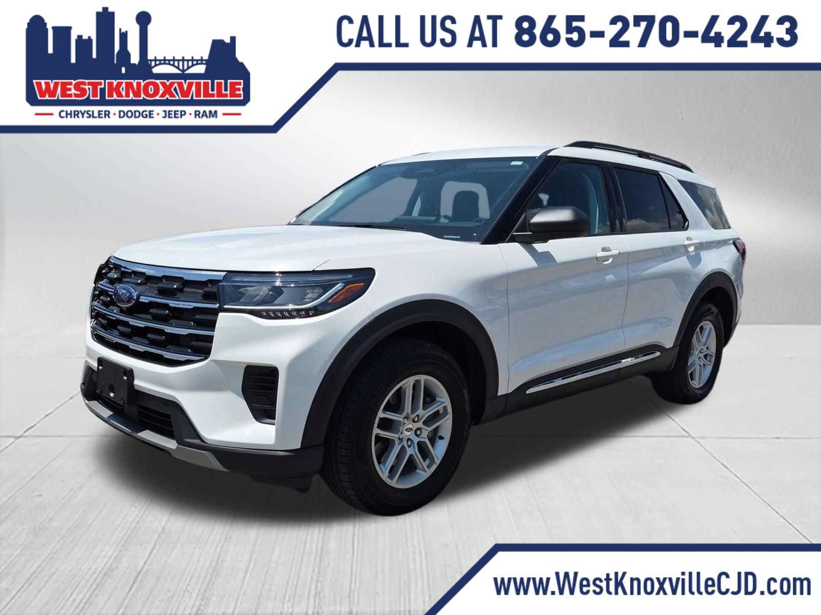 Used 2025 Ford Explorer Active AWD/4WD image 1