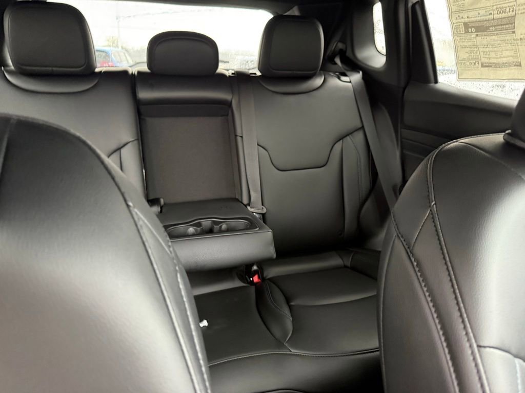 New 2026 Jeep Compass Limited image 13