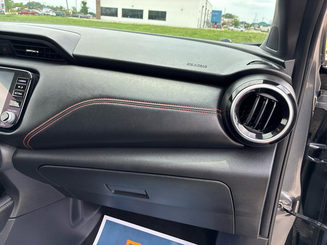 Used 2022 Nissan Kicks SR FWD image 40