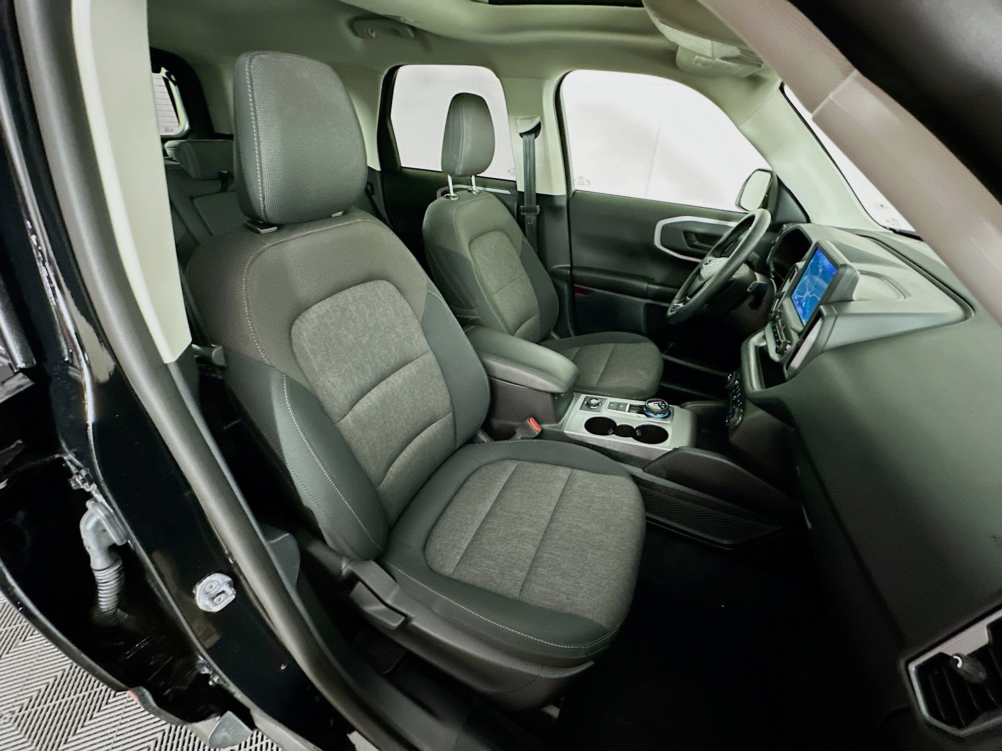 Used 2024 Ford Bronco Sport Big Bend w/ Convenience Package image 32