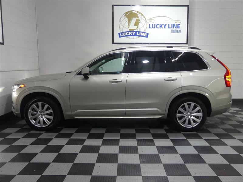 Used 2017 Volvo XC90 T6 Momentum w/ Vision Package AWD/4WD image 7