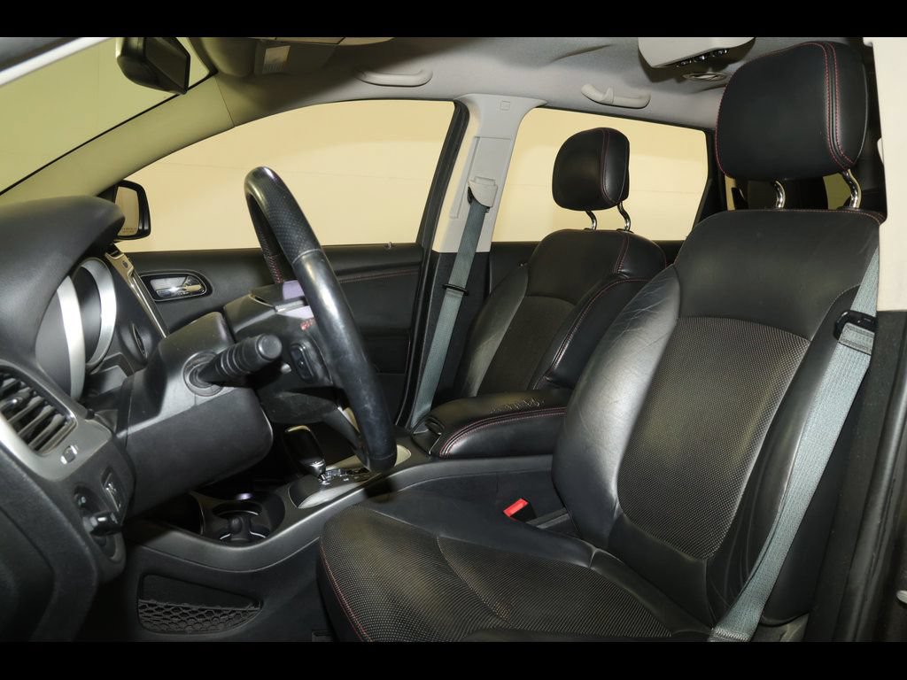 Used 2017 Dodge Journey GT w/ Driver Convenience Group FWD image 12