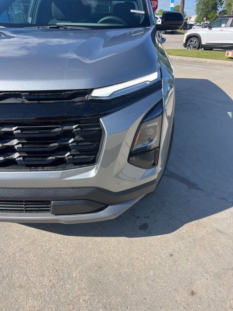 New 2026 Chevrolet Equinox LT w/ Midnight Edition FWD image 11