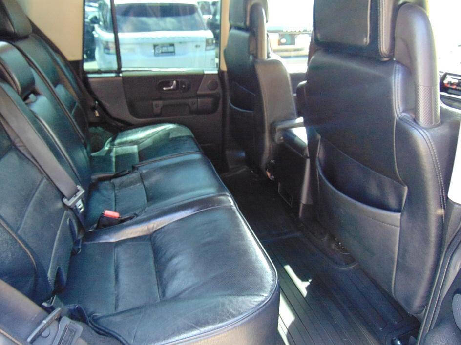 Used 2003 Land Rover Discovery SE image 16