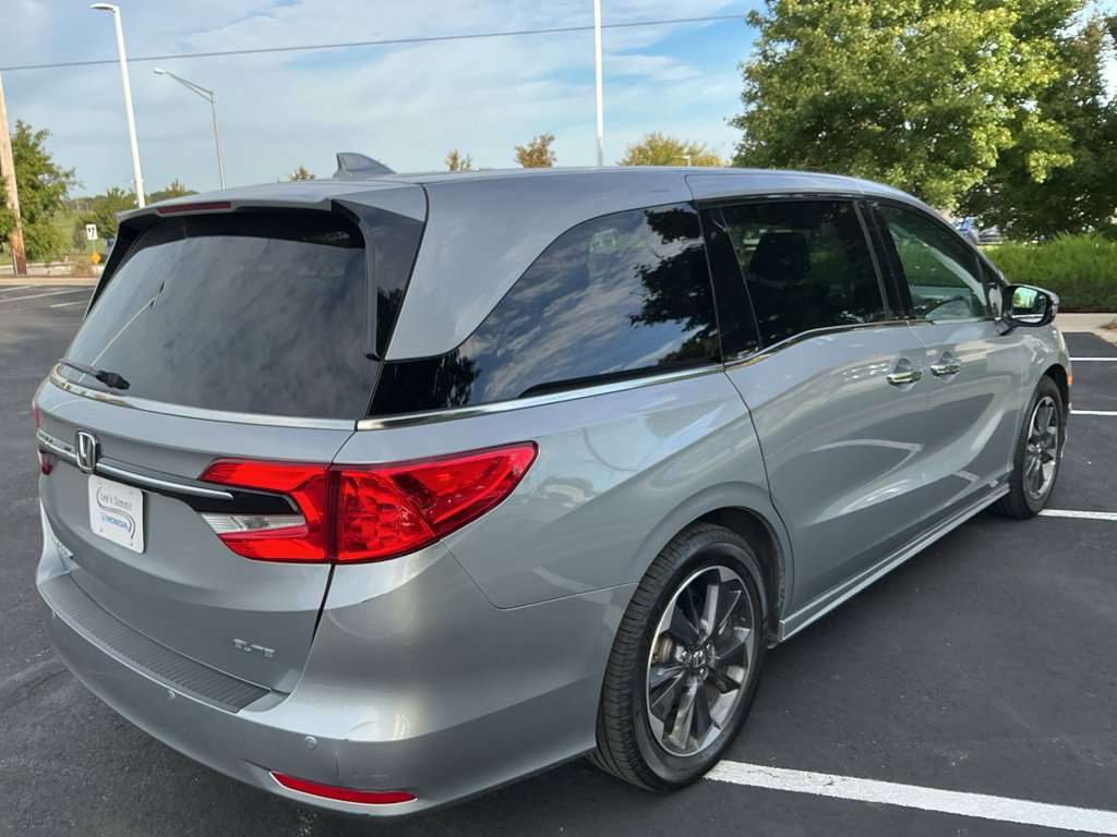 Used 2021 Honda Odyssey Elite image 14