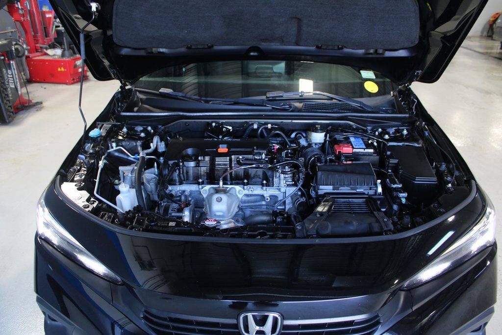 Used 2023 Honda Civic Sport image 15