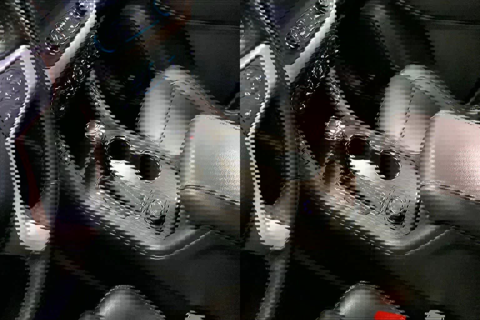 Used 2019 GMC Acadia SLT image 15