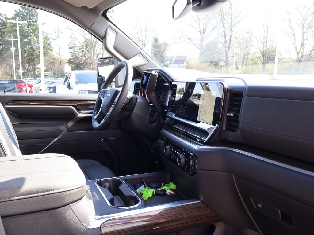 New 2026 Chevrolet Silverado 2500 LT image 44