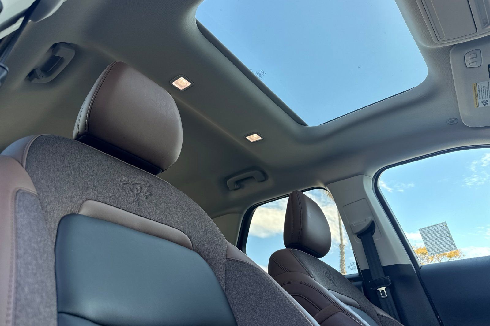 Certified 2025 Ford Bronco Sport Outer Banks w/ Outer Banks Tech Package+ AWD/4WD image 18