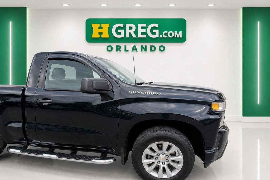 Used 2020 Chevrolet Silverado 1500 Custom w/ Custom Value Package AWD/4WD image 11