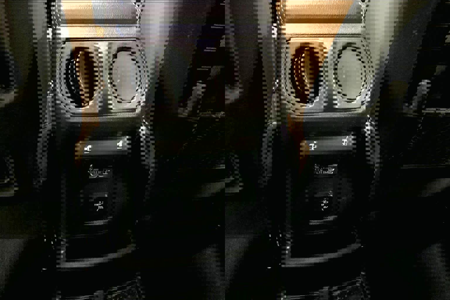 Used 2020 Jeep Wrangler Unlimited Rubicon image 33