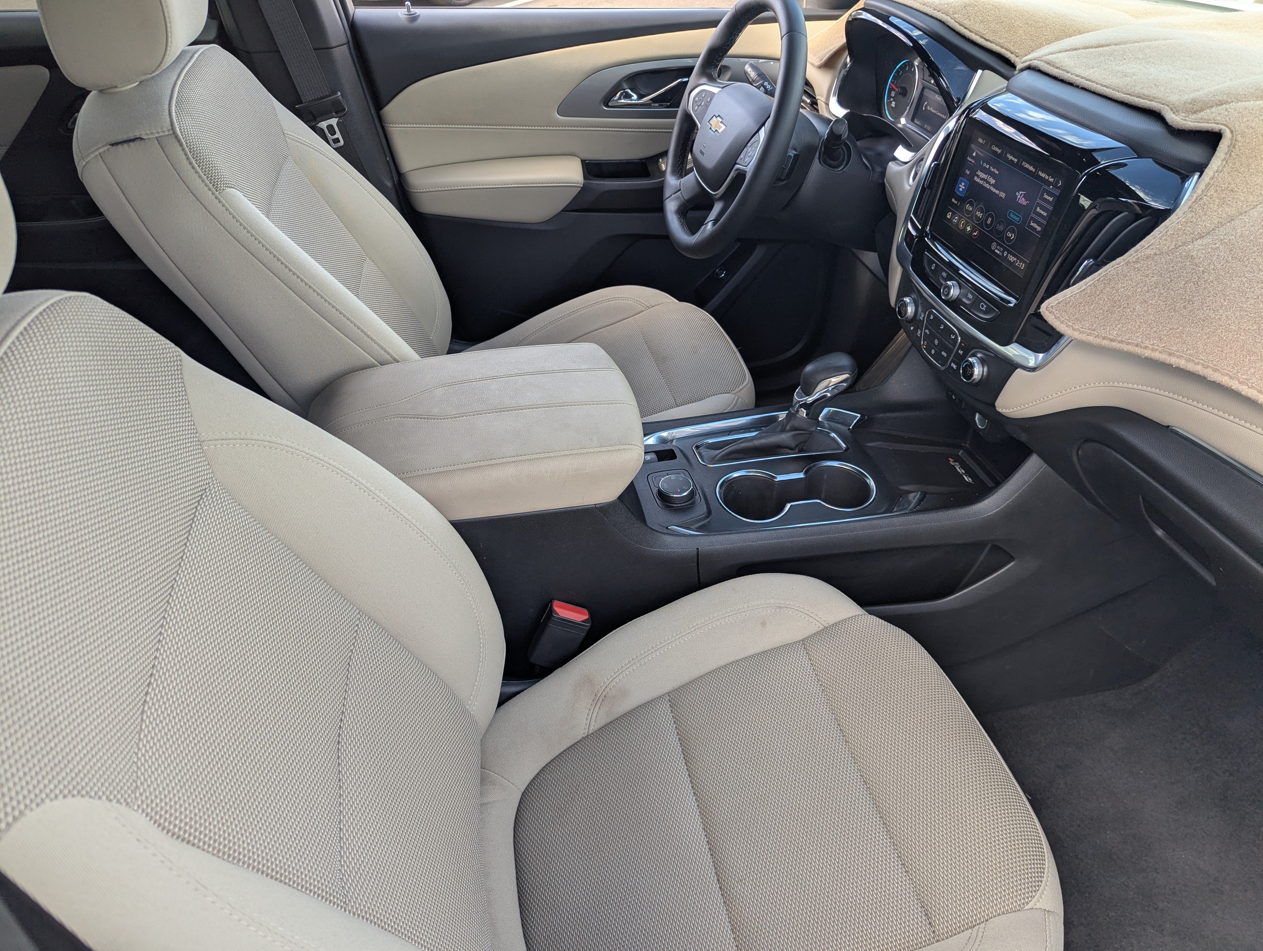 Used 2023 Chevrolet Traverse LT AWD/4WD image 11