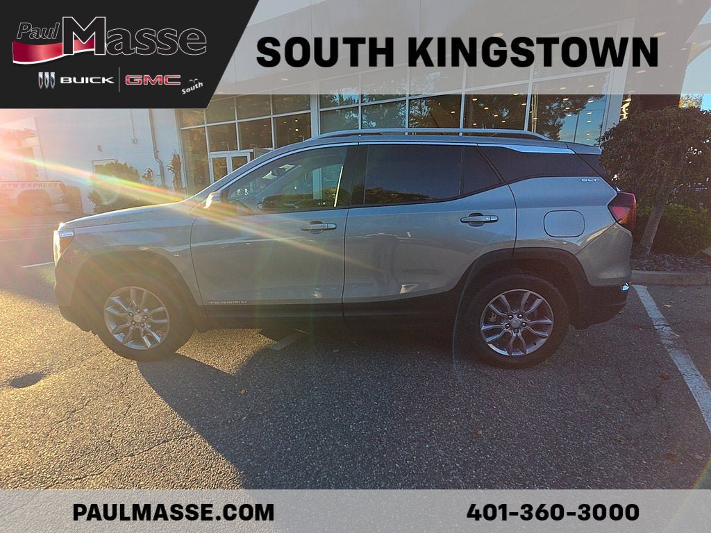 Used 2023 GMC Terrain SLT AWD/4WD image 7