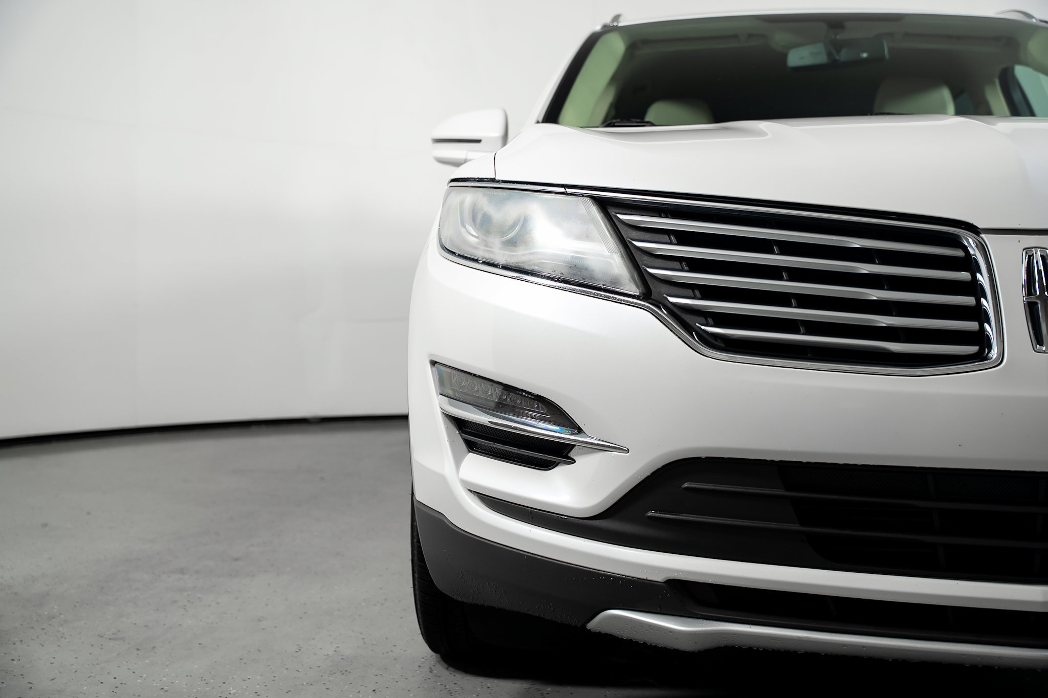 Used 2015 Lincoln MKC FWD w/ Equipment Group 101A Select image 18