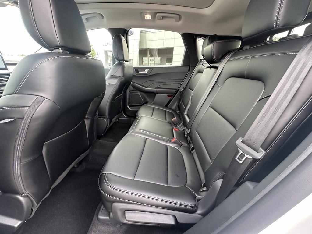 New 2026 Ford Escape Platinum image 14