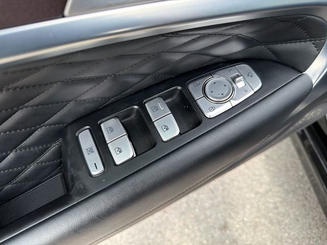 Used 2019 Genesis G70 2.0T Advanced w/ Dynamic Package AWD/4WD image 18