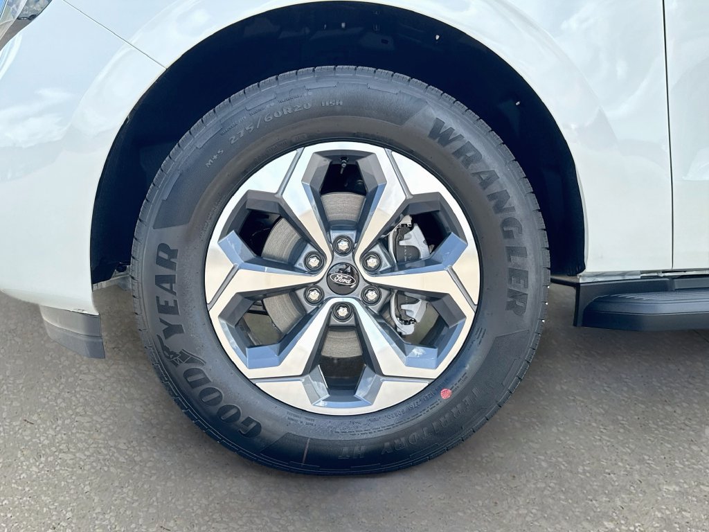 New 2027 Ford Expedition Active RWD image 31