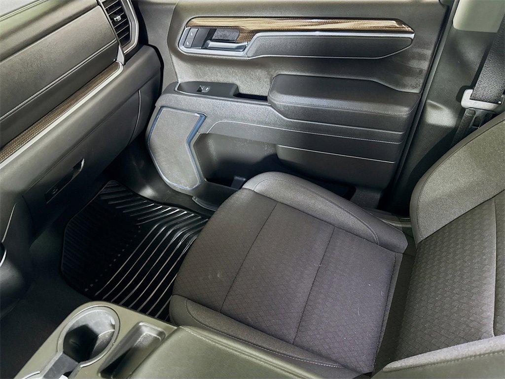 Used 2025 Chevrolet Silverado 1500 LT image 21
