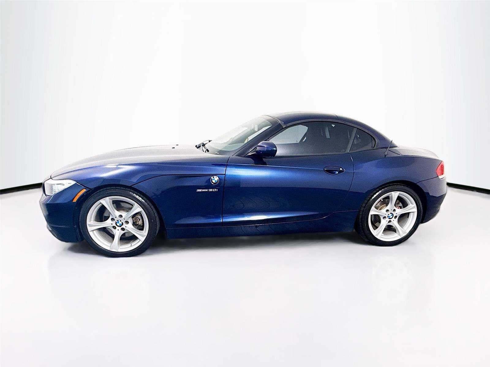Used 2011 BMW Z4 sDrive30i image 17