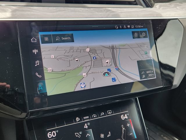 Used 2022 Audi e-tron Premium Plus AWD/4WD image 15