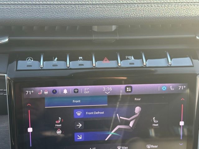 Used 2023 Jeep Grand Cherokee L Limited image 20