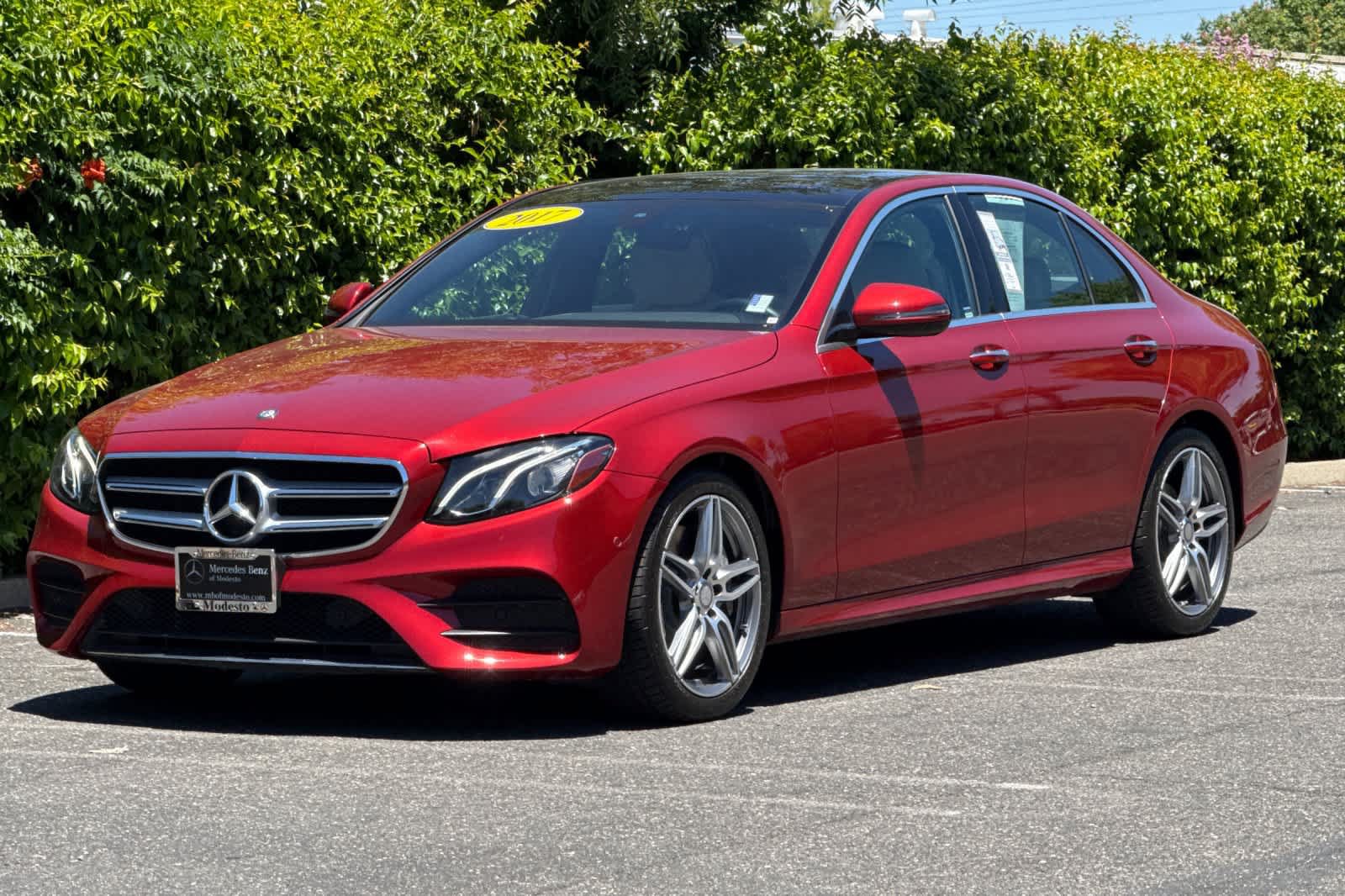 Used 2017 Mercedes-Benz E 300 image 7