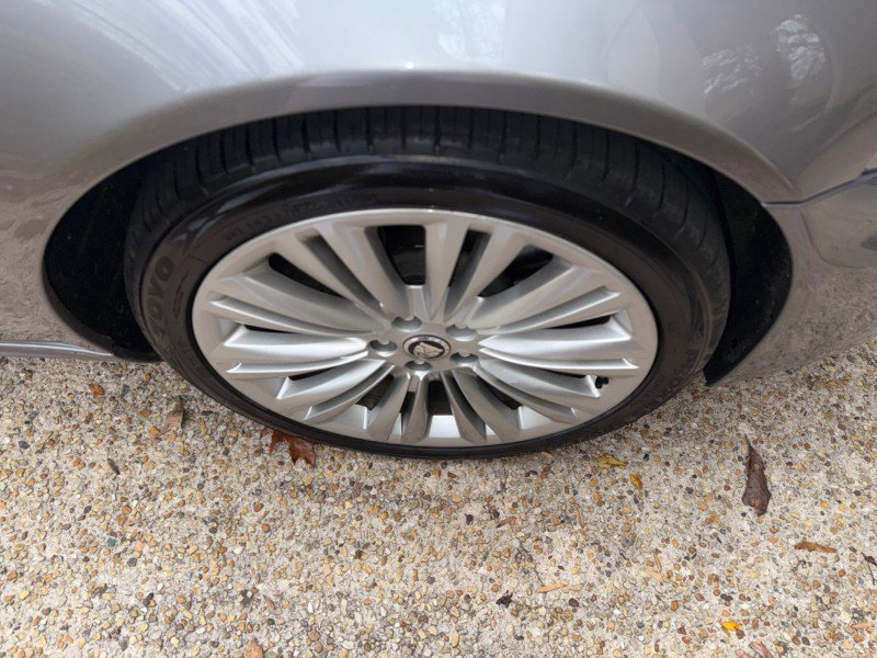 Used 2011 Jaguar XK Coupe image 32