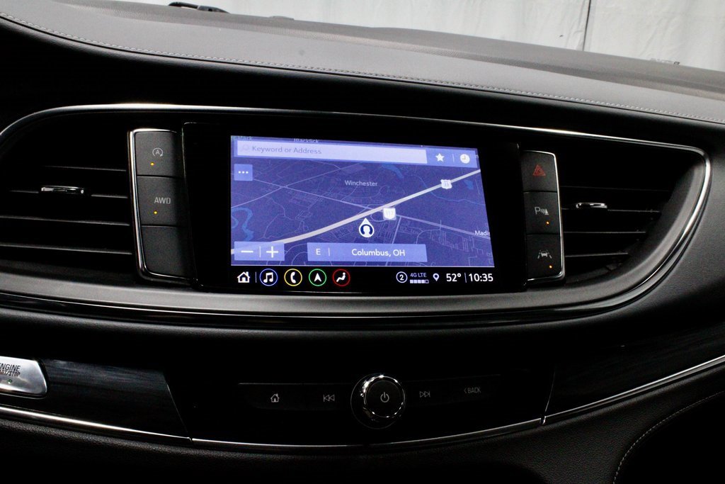 Used 2024 Buick Enclave Premium image 4