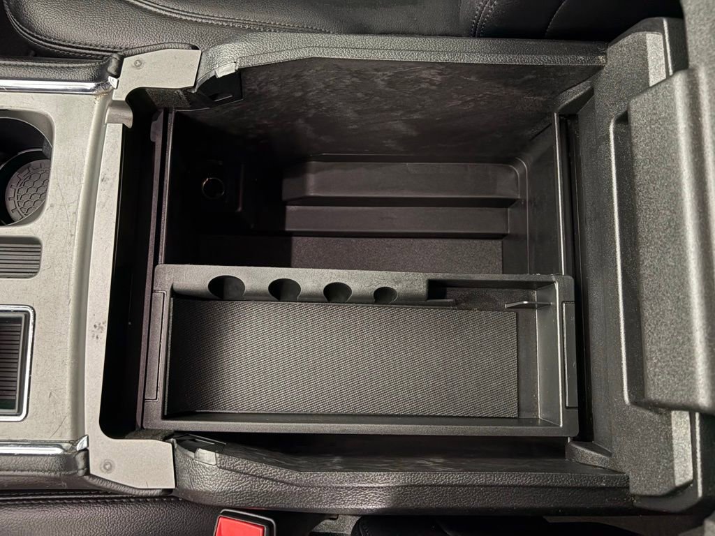 Used 2020 Ford Expedition XLT w/ Equipment Group 202A RWD image 38