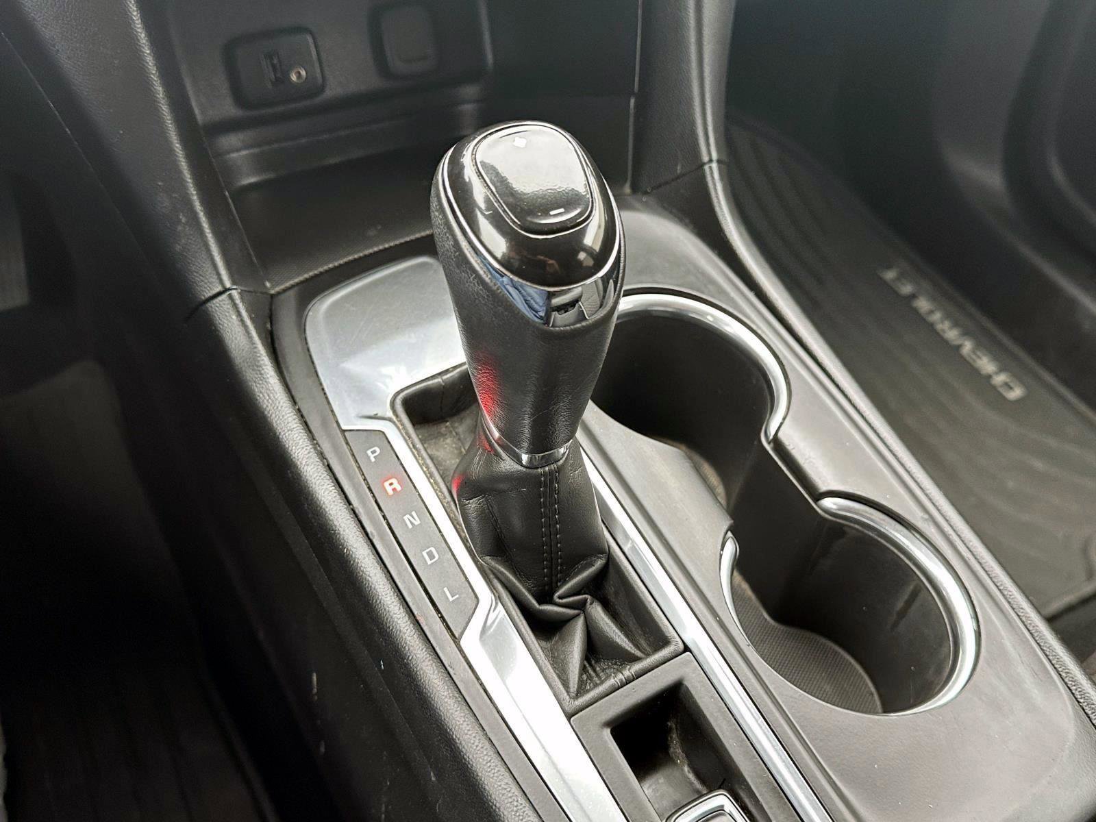 Used 2018 Chevrolet Equinox LT image 25