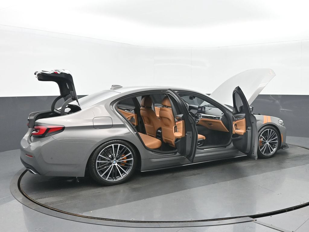 Used 2021 BMW 530i w/ Premium Package RWD image 37