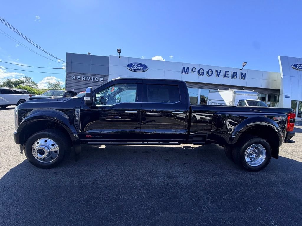Used 2024 Ford F450 Limited w/ FX4 Off-Road Package AWD/4WD image 3
