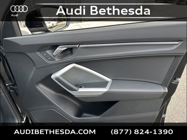 Certified 2025 Audi Q3 2.0T Premium Plus w/ Premium Plus Package image 30