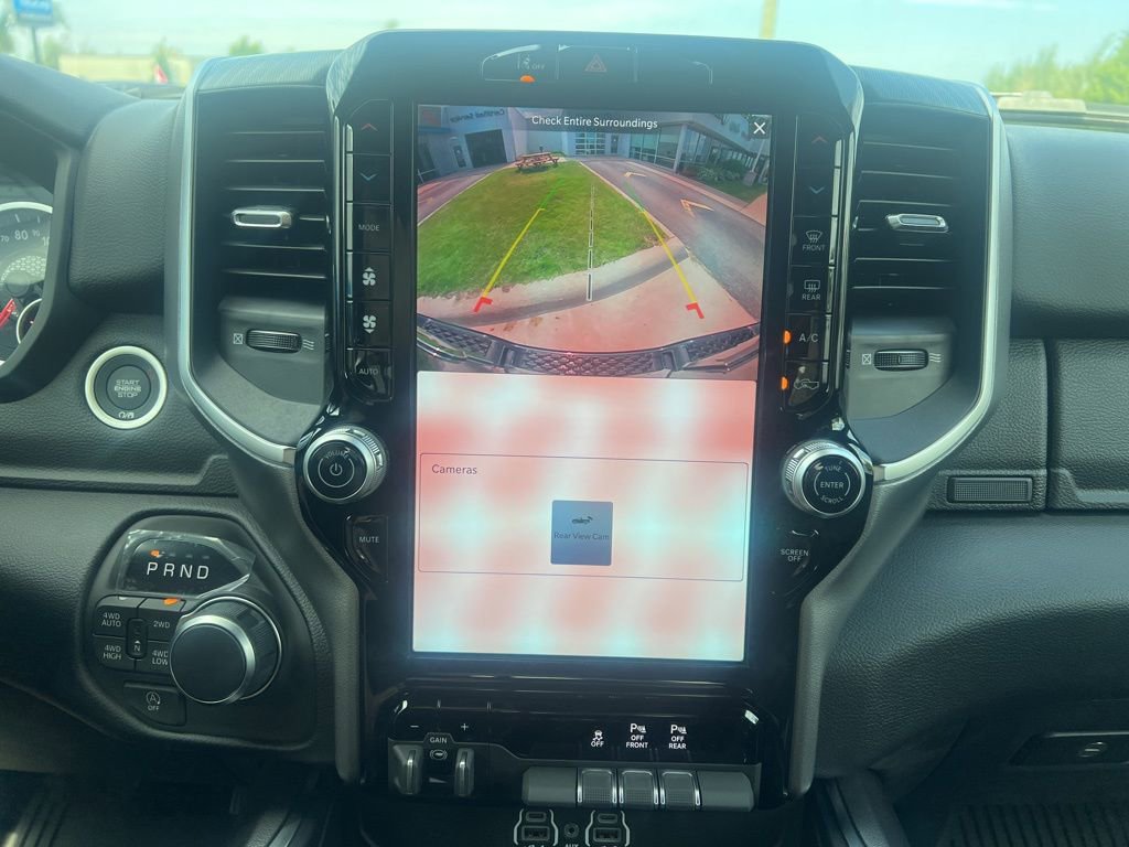 New 2026 RAM 1500 4x4 Crew Cab image 39