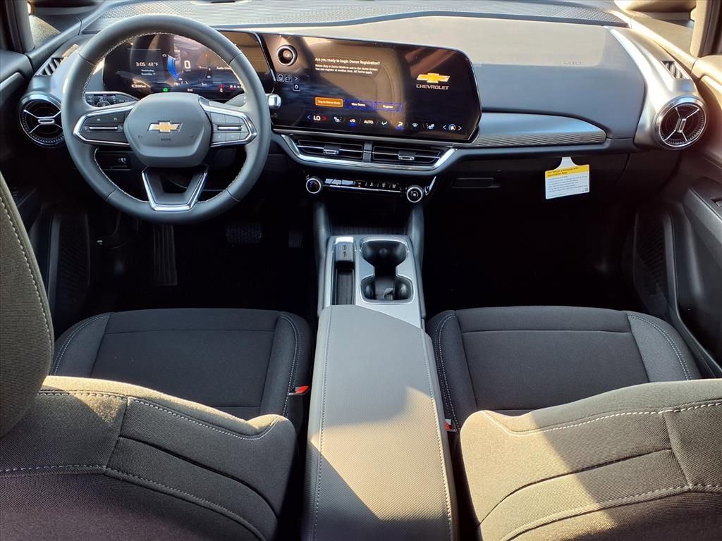 New 2026 Chevrolet Equinox EV LT image 10