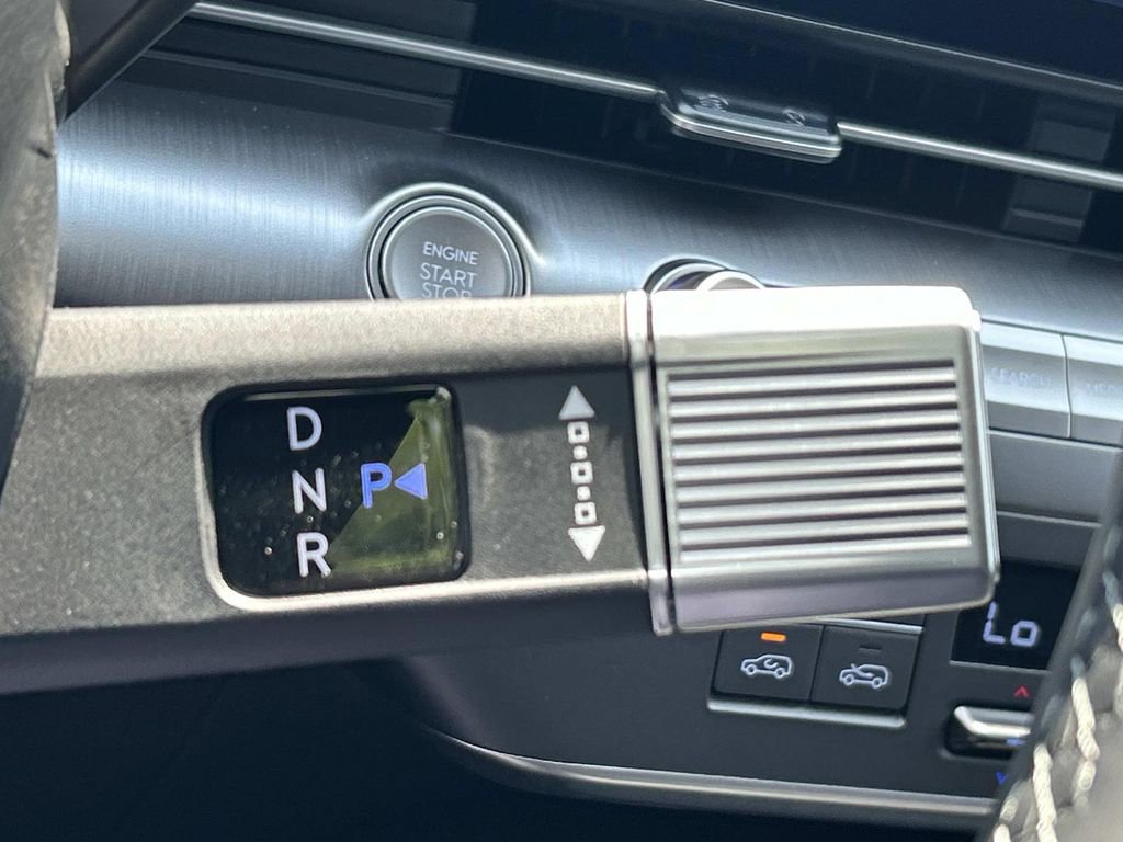 New 2026 Hyundai Kona Limited FWD image 29