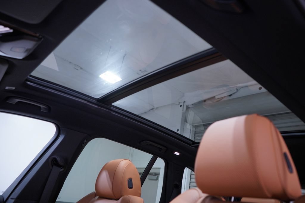 Used 2026 BMW X5 sDrive40i w/ M Sport Package RWD image 18