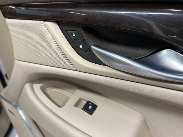 Used 2016 Cadillac Escalade ESV Premium AWD/4WD image 15