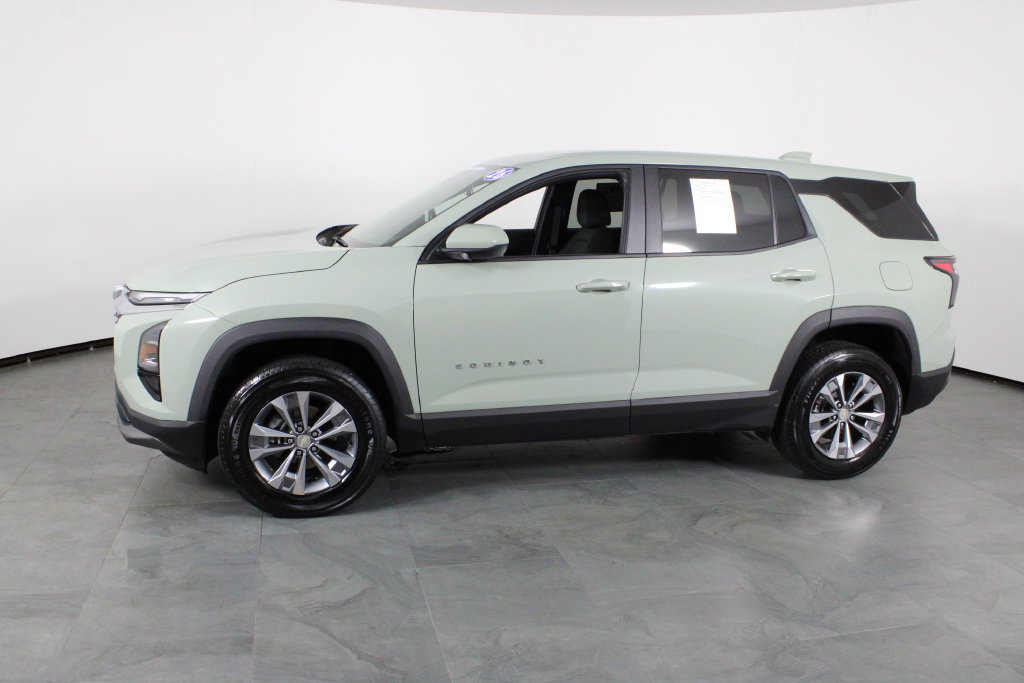 Used 2026 Chevrolet Equinox LT FWD image 13