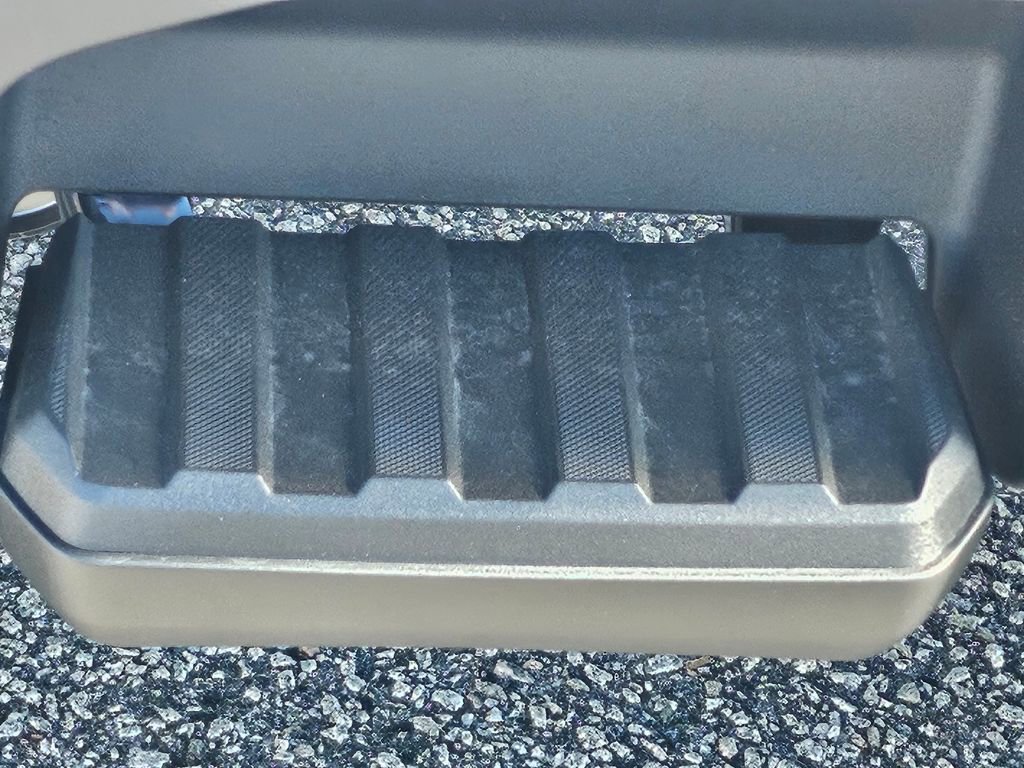 New 2026 Ford F250 XLT w/ FX4 Off-Road Package image 24