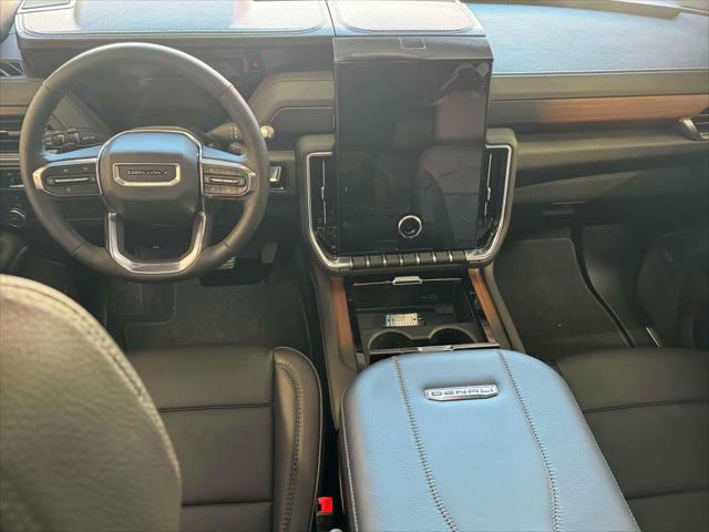 Certified 2025 GMC Yukon XL Denali image 11