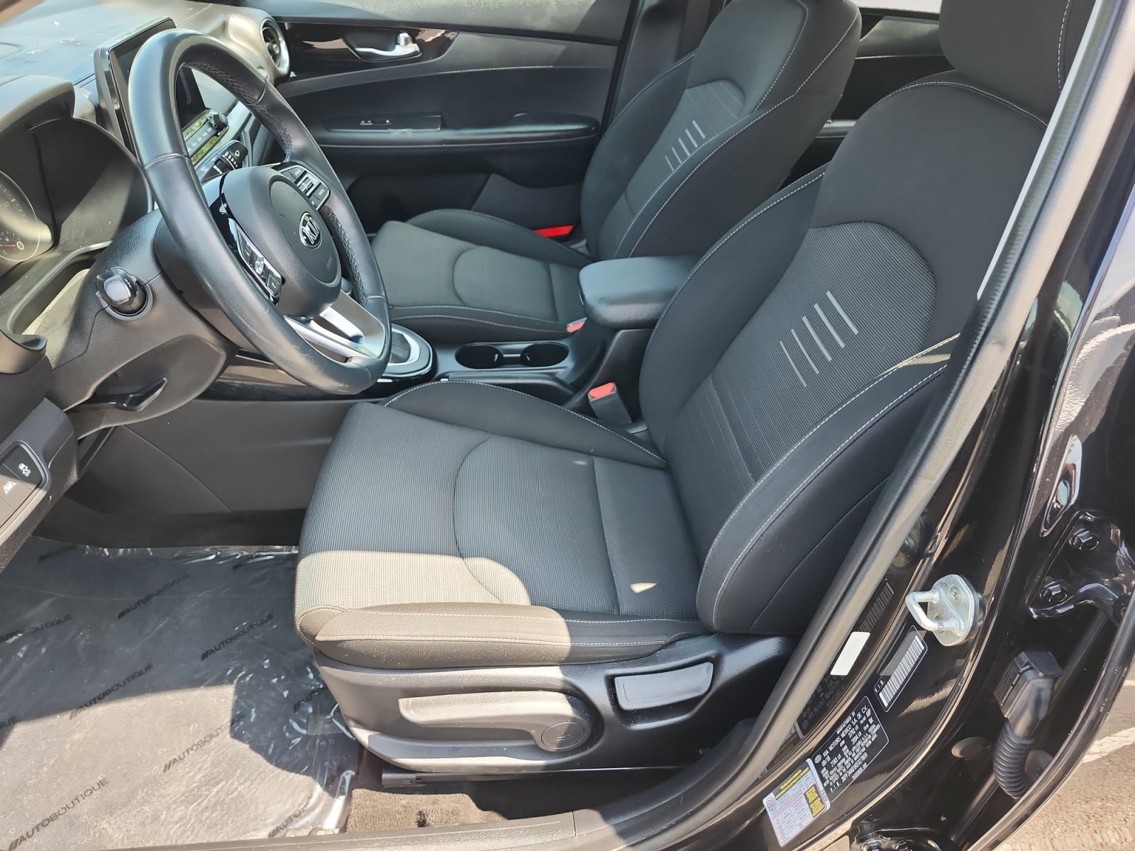 Used 2019 Kia Forte S FWD image 9