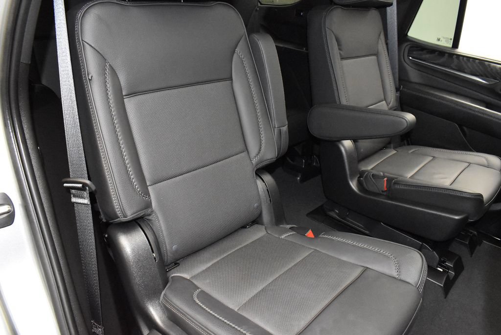 Used 2023 GMC Yukon Denali AWD/4WD image 36