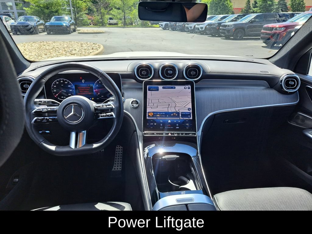 Used 2024 Mercedes-Benz GLC 300 4MATIC image 9