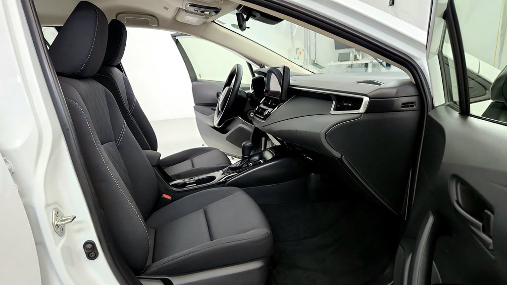 Certified 2023 Toyota Corolla LE w/ Carpet Mat Package (TMS) FWD image 29