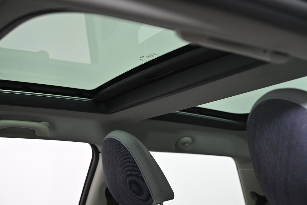 Used 2025 MINI Cooper S image 40