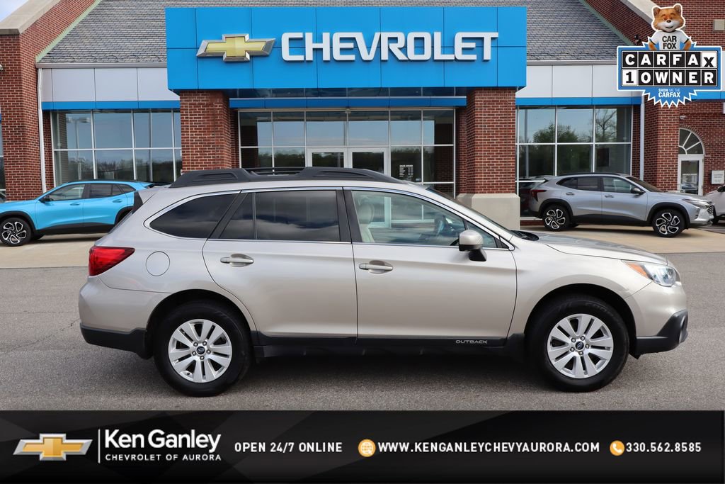 Used 2017 Subaru Outback 2.5i Premium AWD/4WD image 1