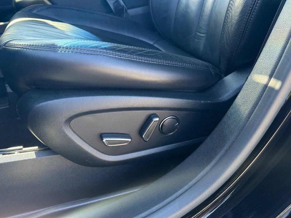 Used 2016 Lincoln MKX Select w/ Select Plus Package image 34